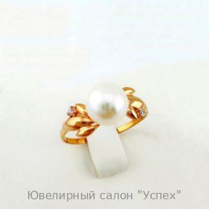 Кольцо серебряное позолоченное с жемчугом